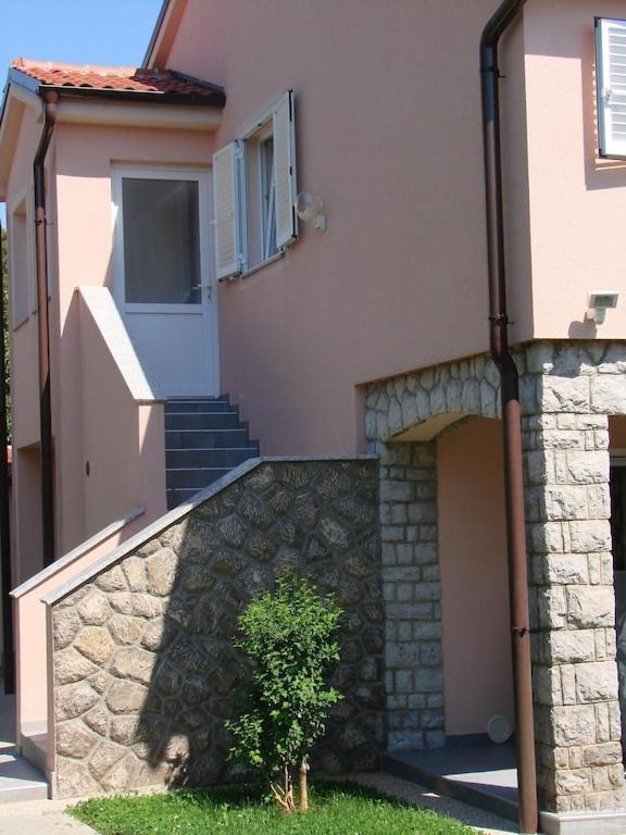 Premium Apartment Near Center And Beach With Parking Krk Town Εξωτερικό φωτογραφία
